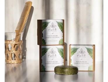 Szilárd sampon és hajápoló