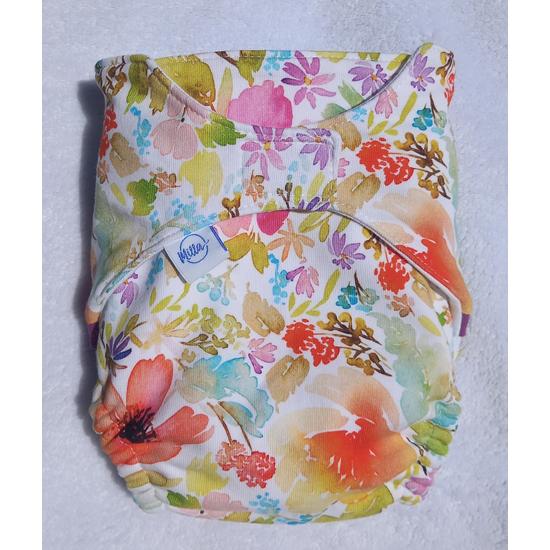 Milla magyar egyedi készítésű hibrid/csónakos mosható pelenka - Virágos L-es (9-15 kg)
