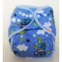 Kép 1/2 - Manóca dekorvásznas egyméretes mosható pelenka külső (5-15 kg) kék szuperhős patentos